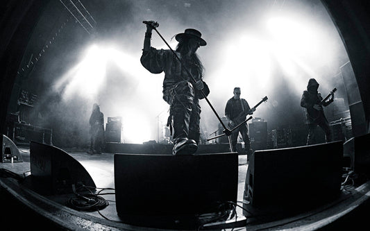 NEPHS TO HEADLINE TOMORROW'S GHOSTS!
