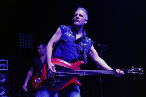 MARK EVANS JOINS ROSE TATTOO!
