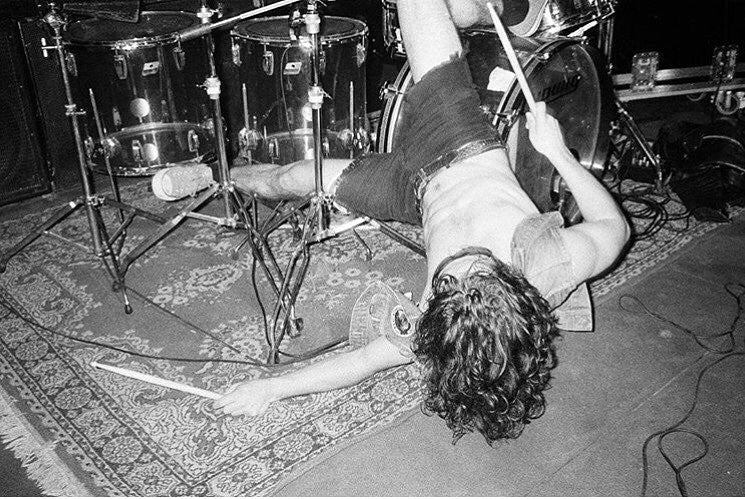 DIRTY FENCES UNVEIL NEW VIDEO!