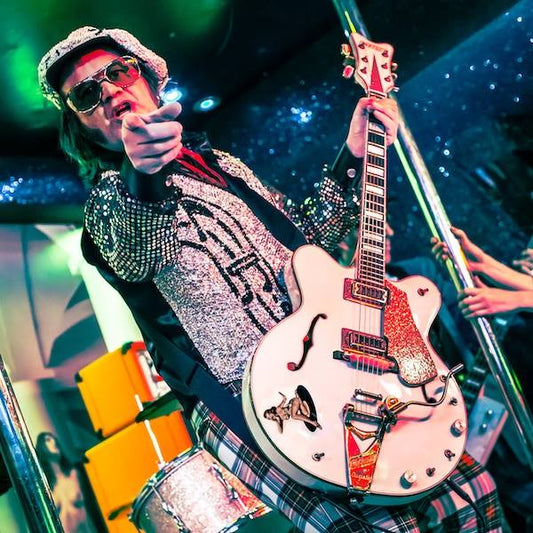 GARY LAMMIN ANNOUNCES INSTORE GIGS!