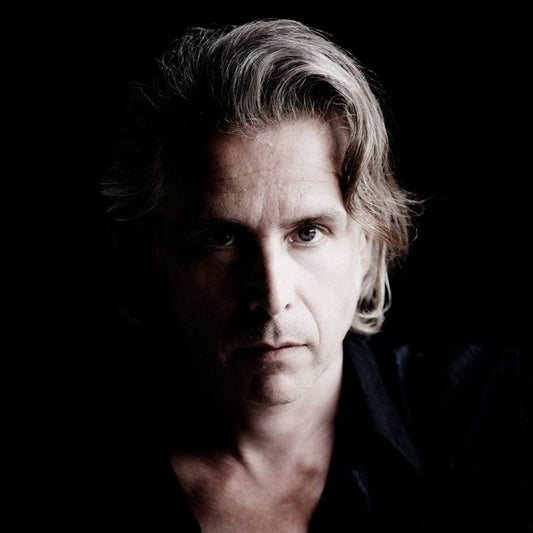 JAMES JOHNSTON UNVEILS SOLO DEBUT!