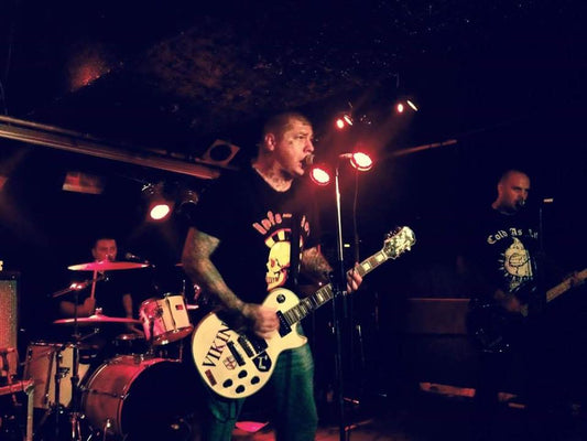 LARS MAN TOURING!