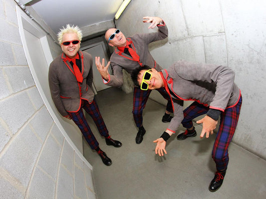 PUNKS HIT THE NORTH!
