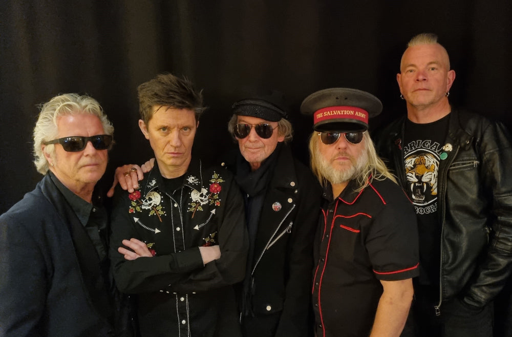 THE BOYS ARE BACK IN TOWN!