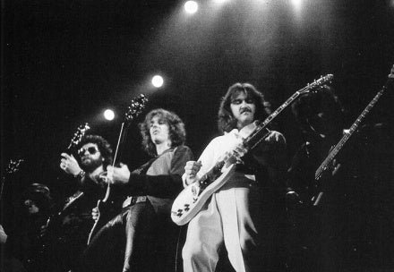 BLUE ÖYSTER CULT LAND IN LONDON!