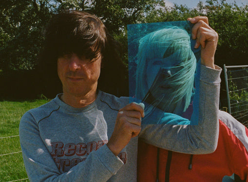 LOVELY EGGS DATES DE-LAID!