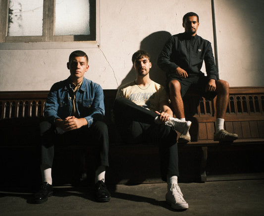 GRADE 2 RAZOR THE BAR!