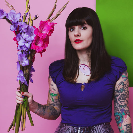 CAROL HODGE UNVEILS NEW VIDEO!