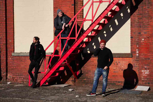 QUIZ SHOW SHARE NEW MUSIC!