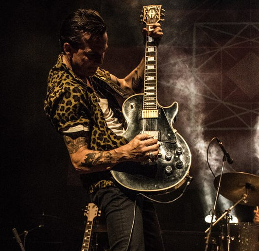 RICH HOPE'S GROOVY VIDEO PREMIERE!