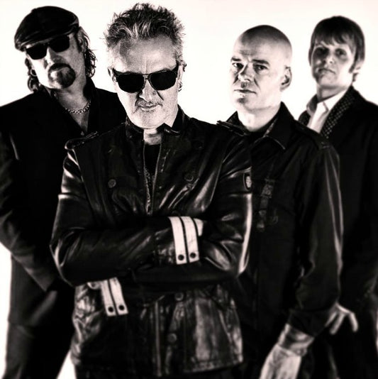 PETER MURPHY AND 69 EYES JOIN MISSION TOUR!