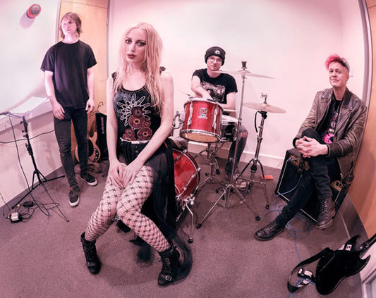 HEALTHY JUNKIES UNVEIL NEW VIDEO!