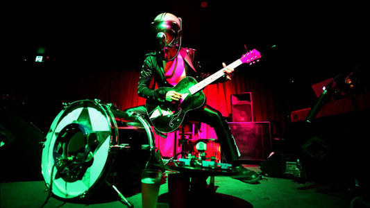 BOB LOG III PLAYS XMAS SHOWS!