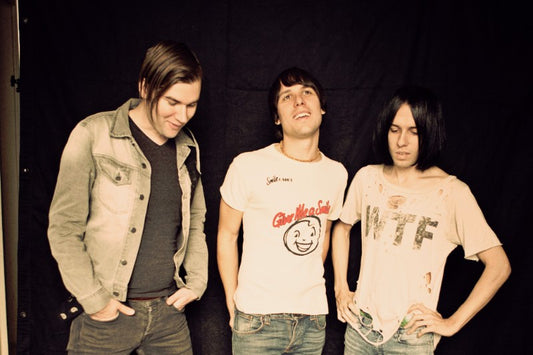 CRIBS TO HEADLINE CAMDEN ROCKS!