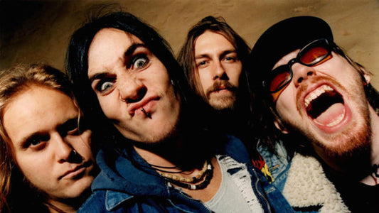 HELLACOPTERS DROP NEW SINGLE!