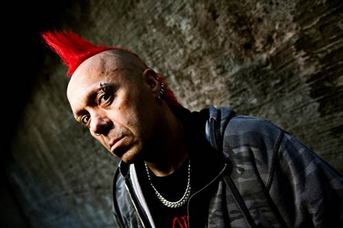 EXPLOITED'S WATTIE HAS HEART ATTACK