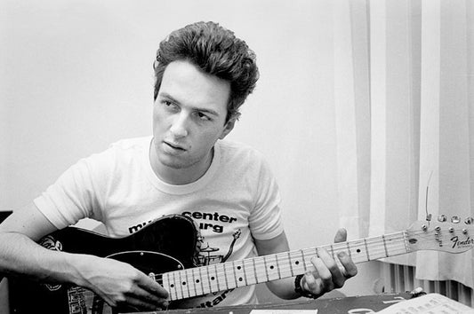 BOOK EARLY FOR STRUMMERCAMP!