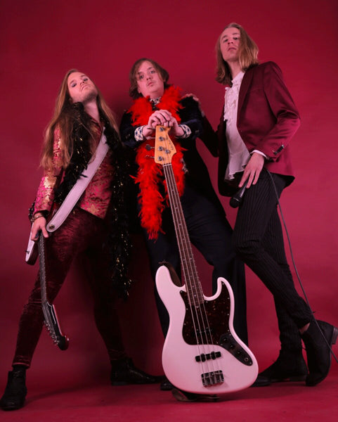 VELVET INSANE GET HELP FROM THE 'COPTER SQUAD!