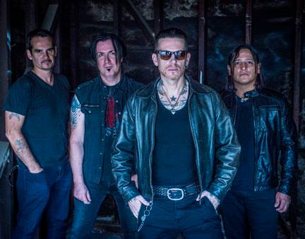 "MINE'S A DOUBLE!" SAYS RICKY WARWICK!
