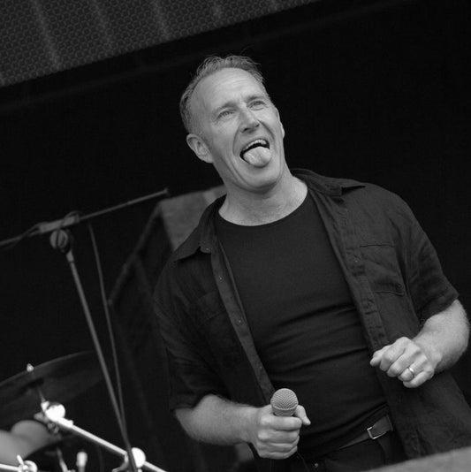 THE SKIDS ARE COMING!