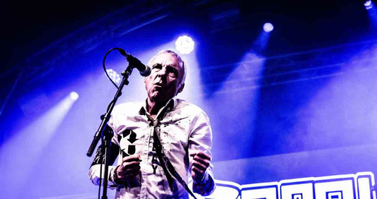 TV SMITH REPLAYS THE ADVERTS!