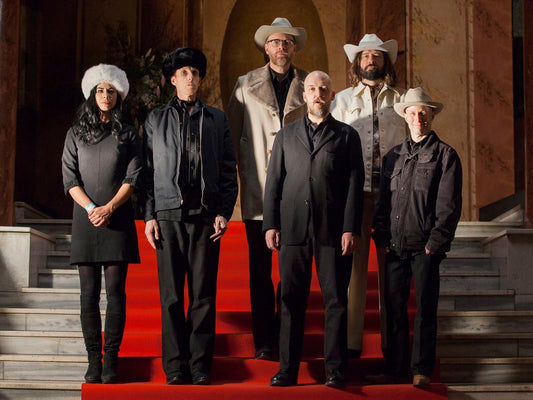 SLIM CESSNA FIRES UP THE AUTO!